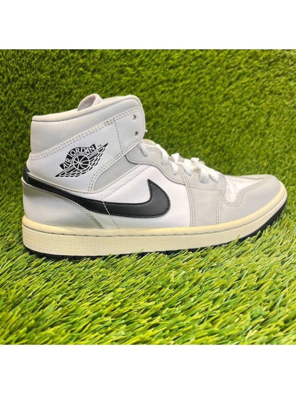 Nike Air Jordan 1 Mid Womens Size 8.5 Gray White Athletic Leather Shoes Sneakers